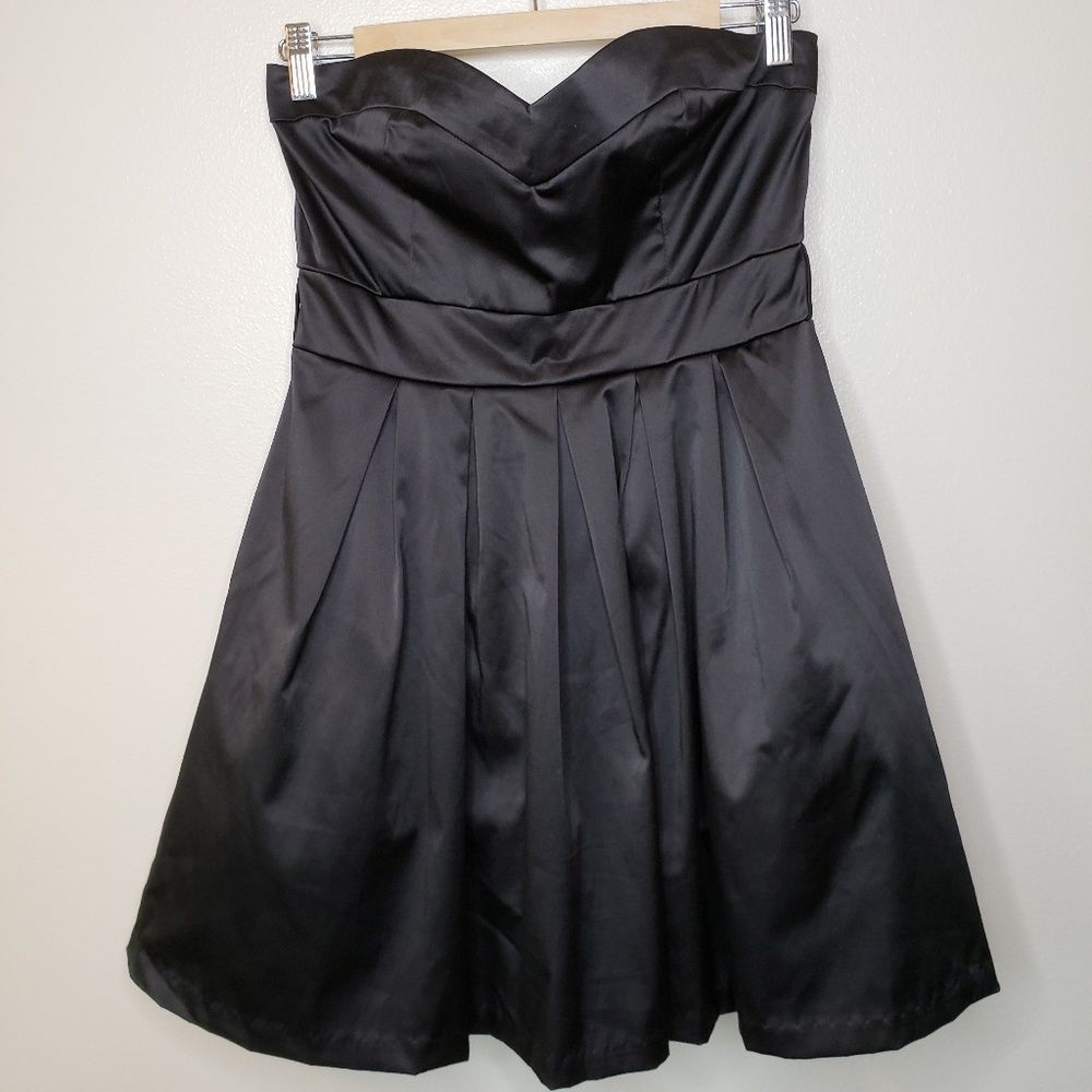 Short Black Cocktail Dress